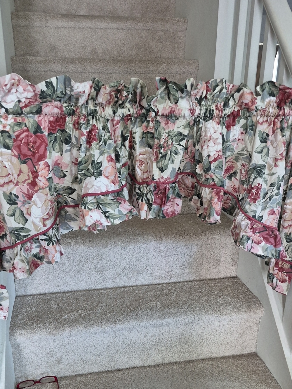 Vintage Floral Ruffled Swag Curtain 84x26